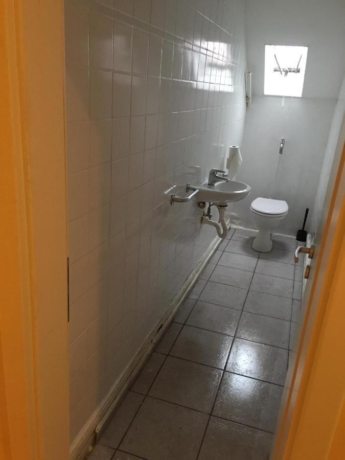Zimmer Im Dachgeschoss Kaiserslautern Extérieur photo